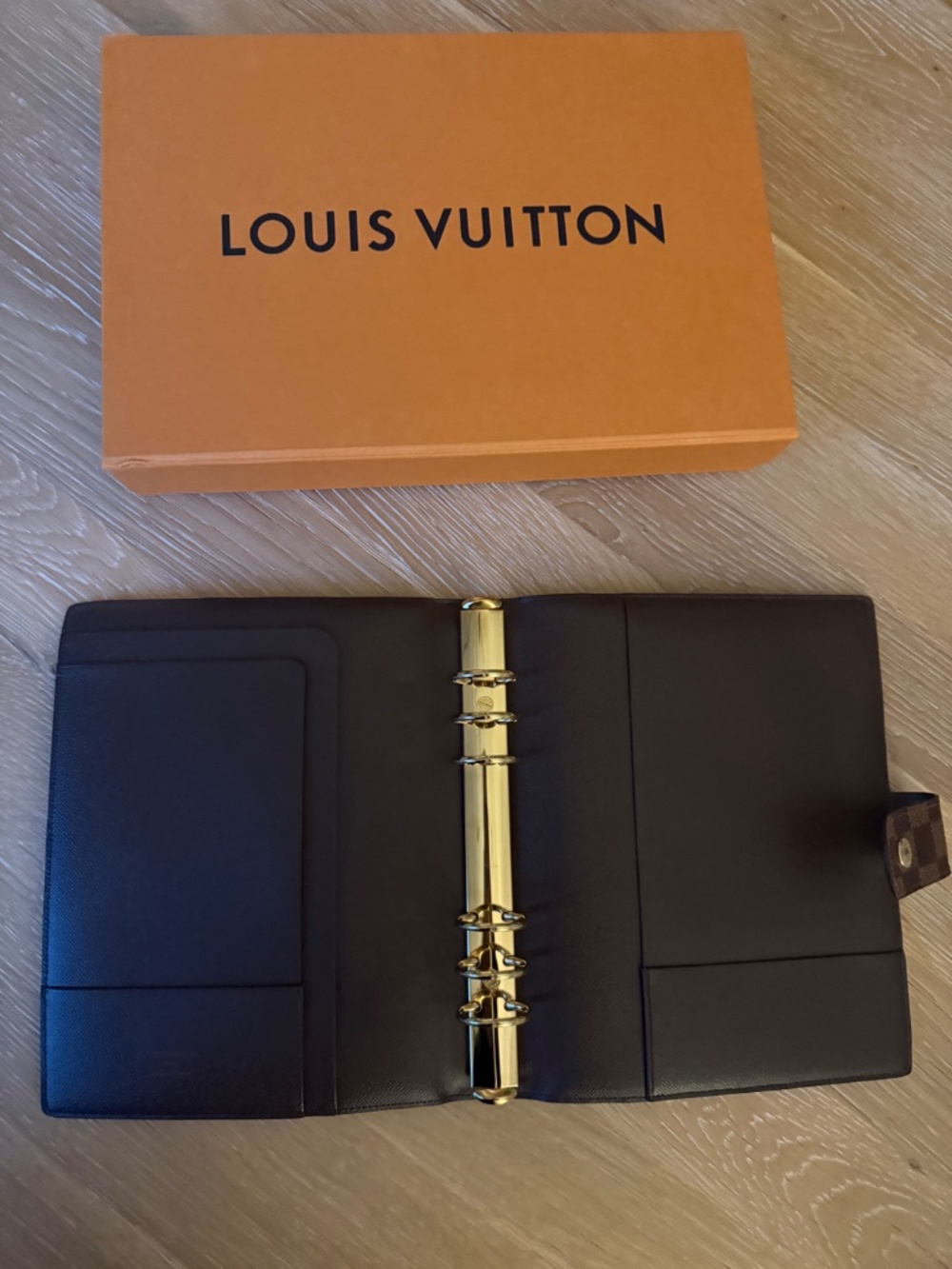 Louis Vuitton Large Ring Agenda Cover - Picture 6 of 8